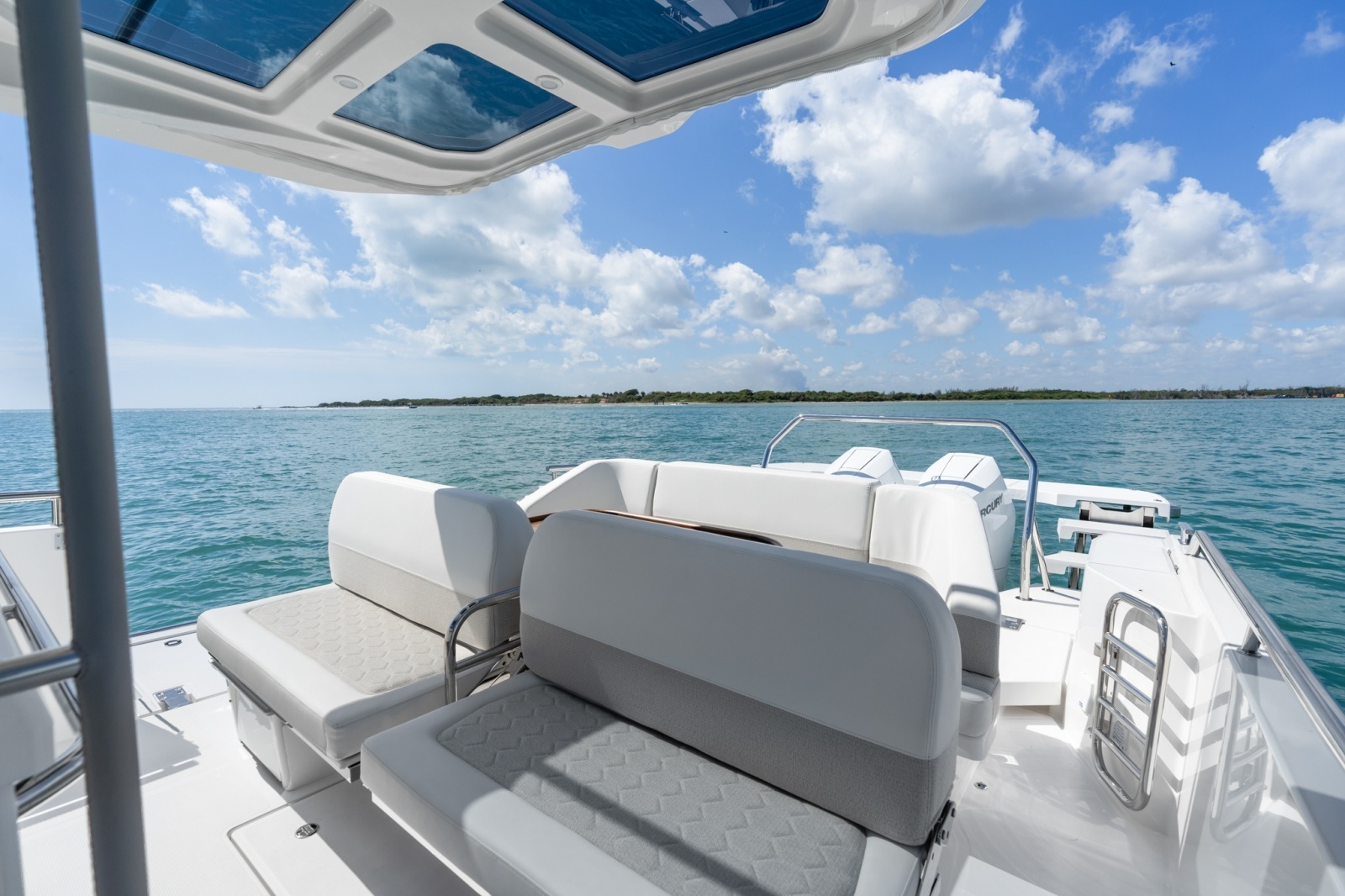 In Stock 2026 Nimbus Sport Tender 42  319 42ft Nimbus Yacht For Sale