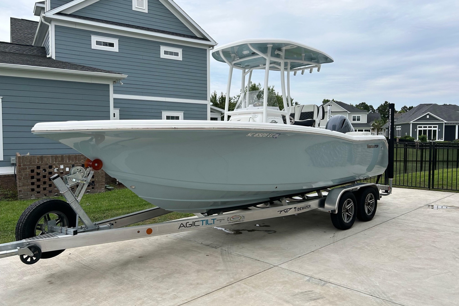 2023 Tidewater 220 LXF