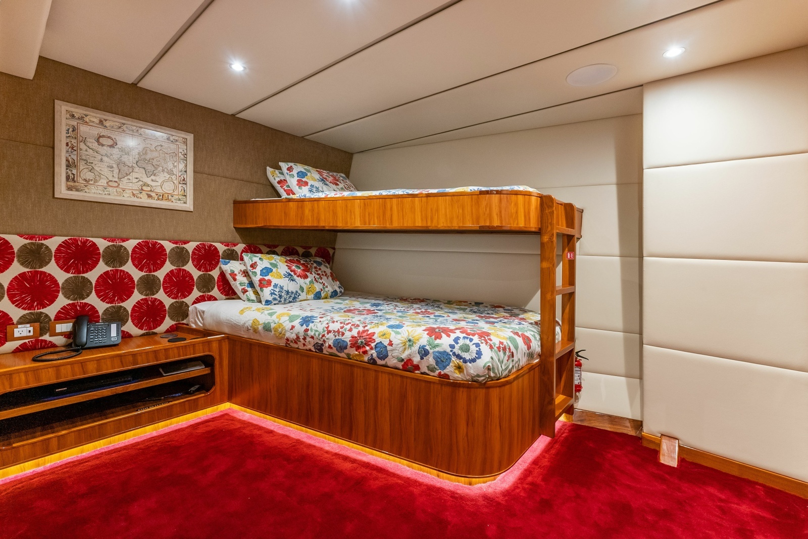 HARDHOME 108ft Albin Yacht For Sale