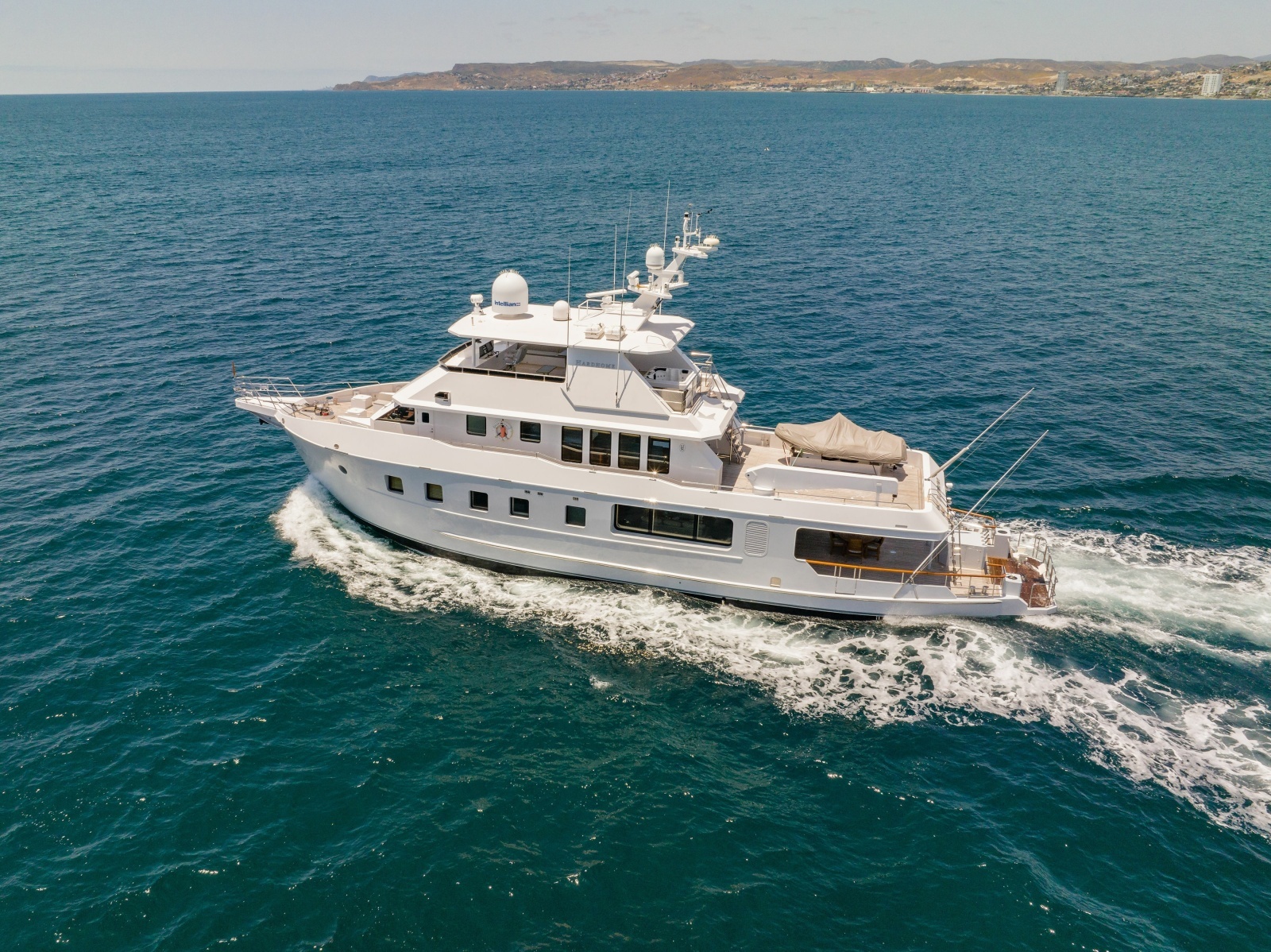 HARDHOME 108ft Albin Yacht For Sale