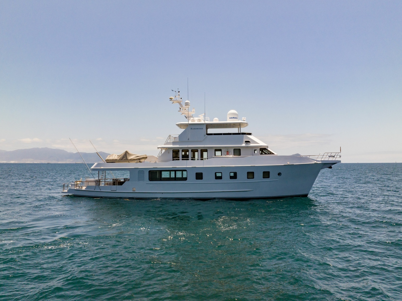 HARDHOME 108ft Albin Yacht For Sale