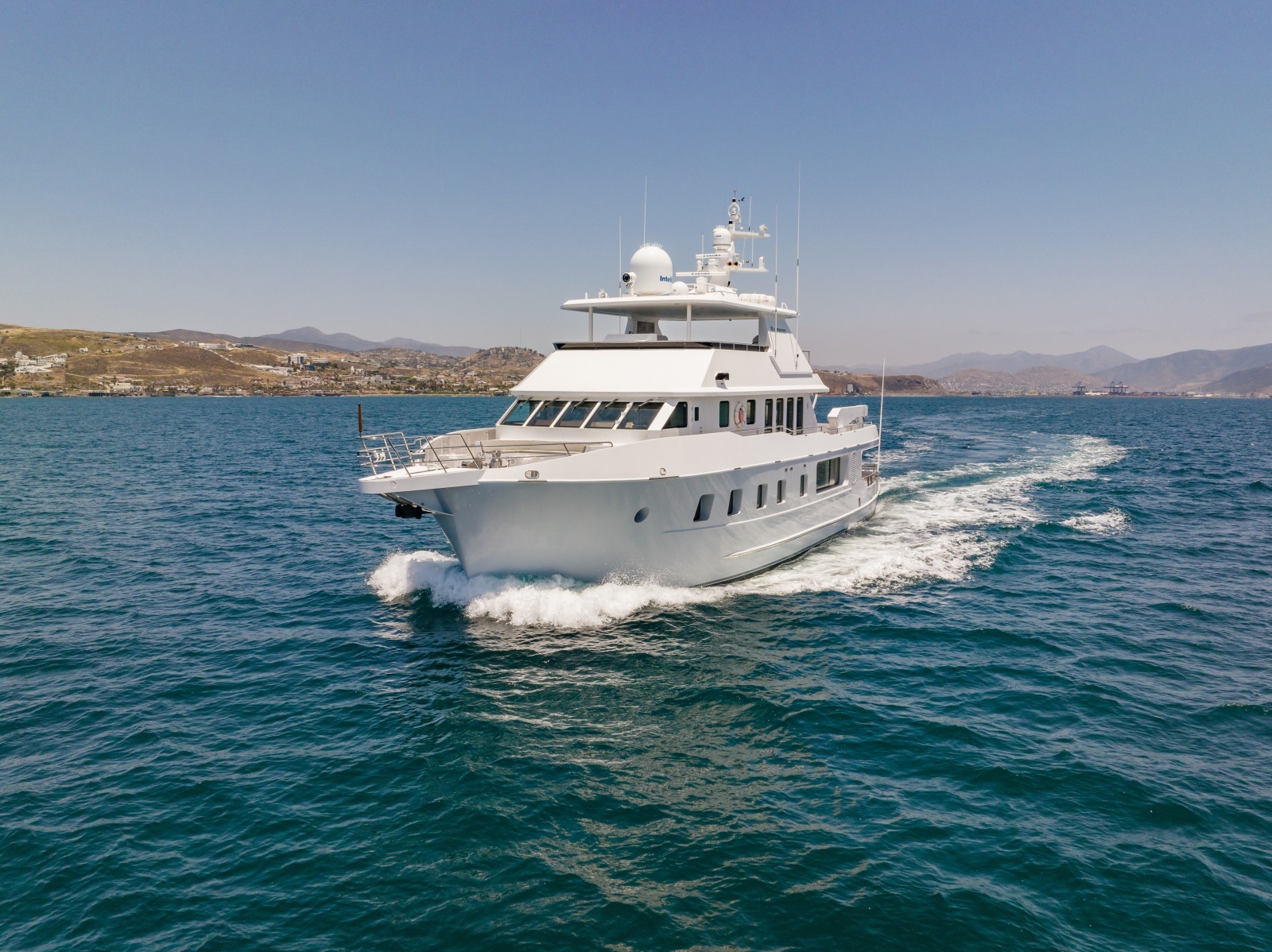 HARDHOME 108ft Albin Yacht For Sale