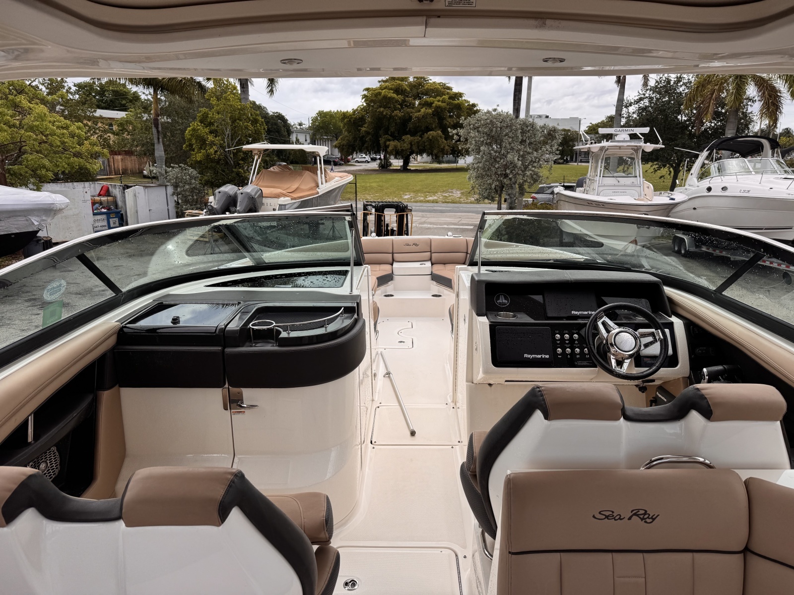 2016 Sea Ray 350 SLX