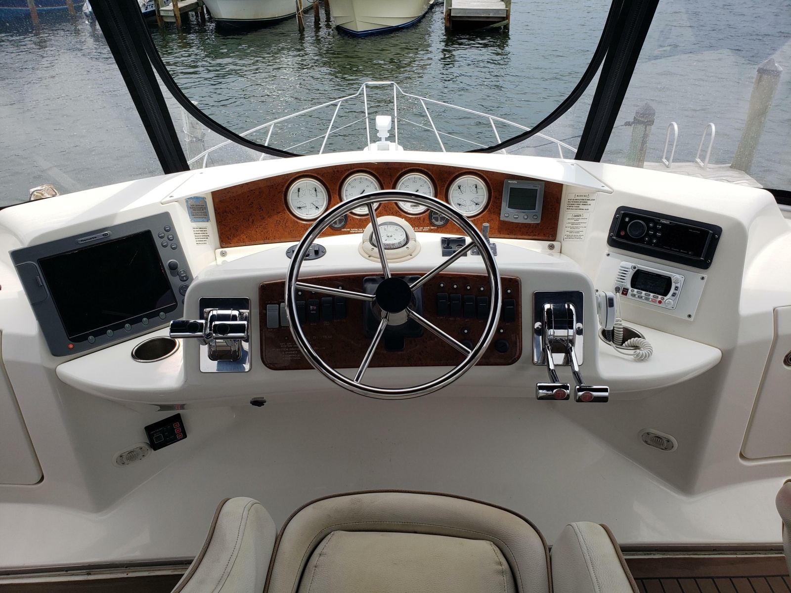 2006 Silverton 34 Convertible
