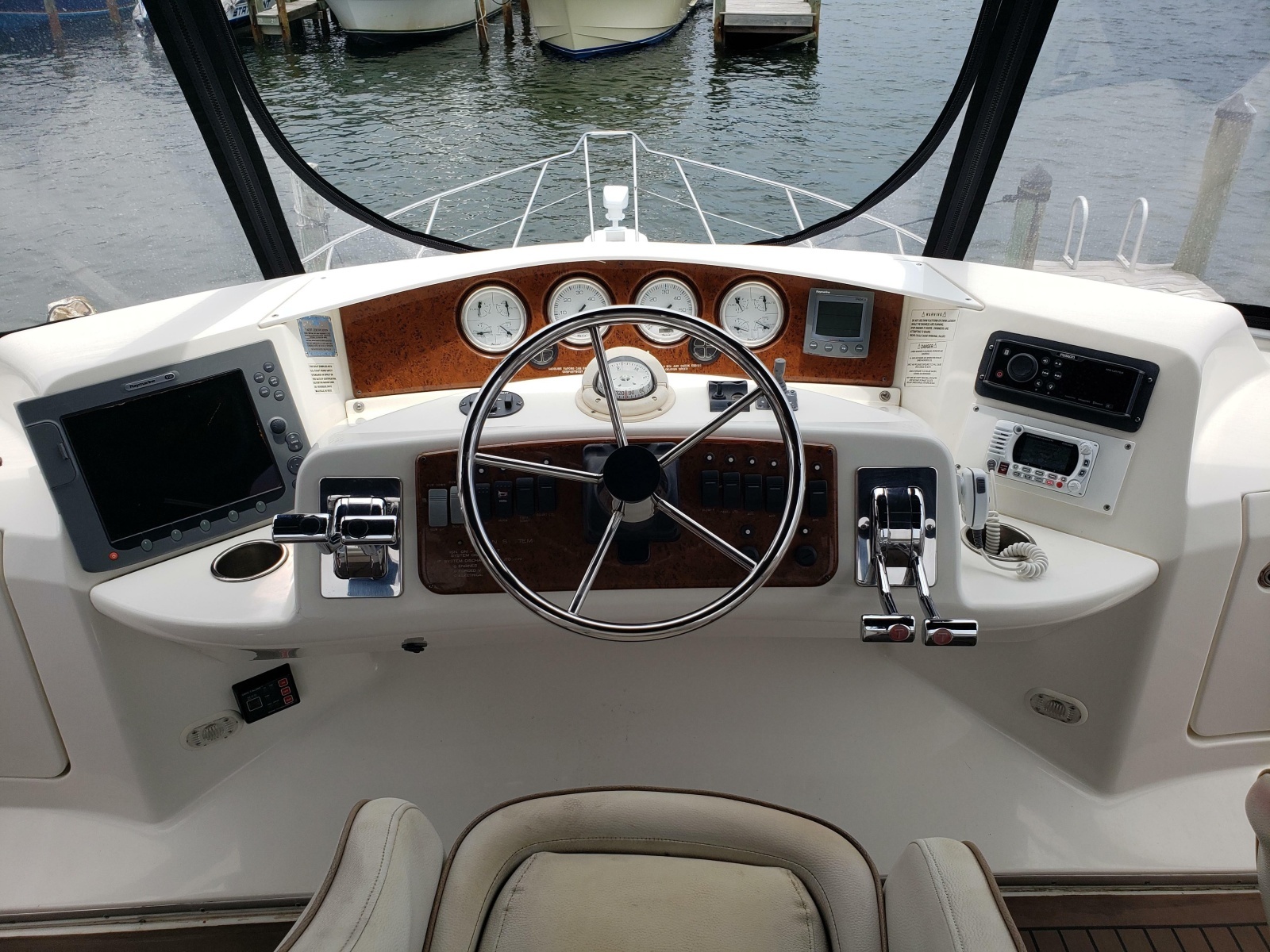 2006 Silverton 34 Convertible