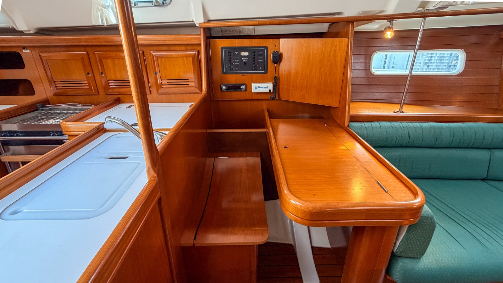 2002 Beneteau Oceanis 361