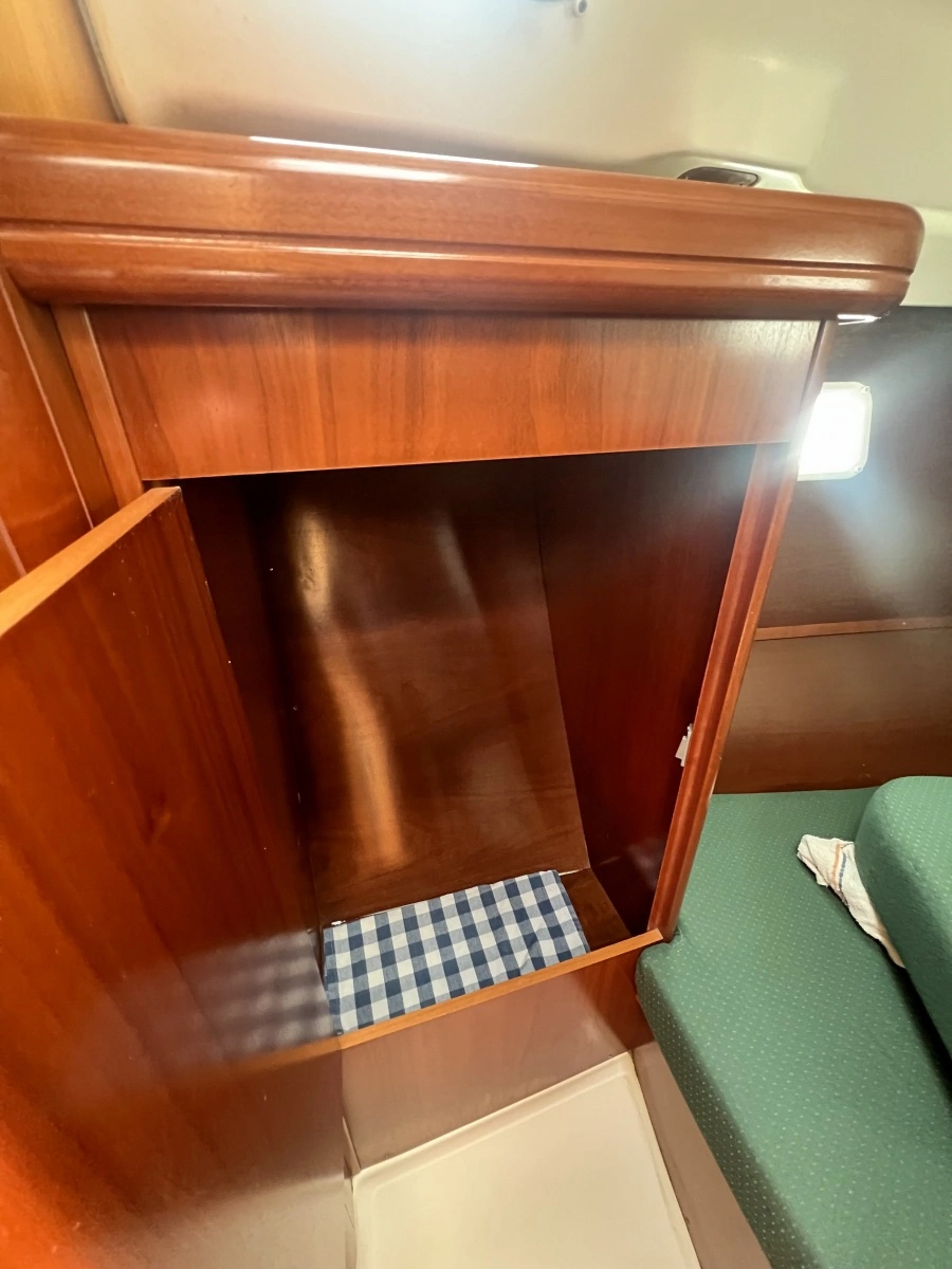 2002 Beneteau Oceanis 361