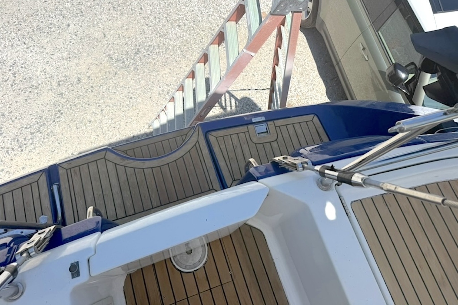 2001 Beneteau 