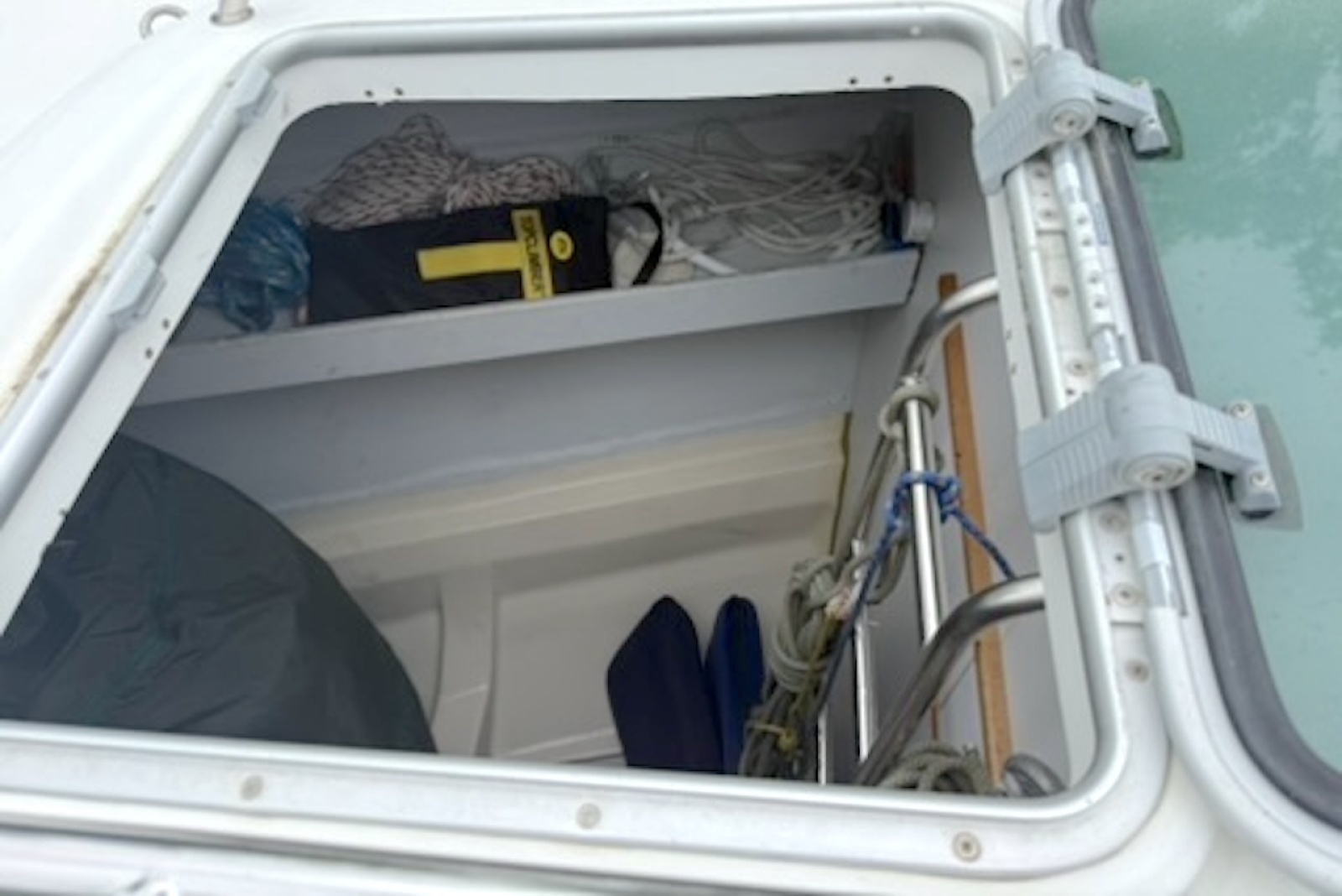 2001 Beneteau 