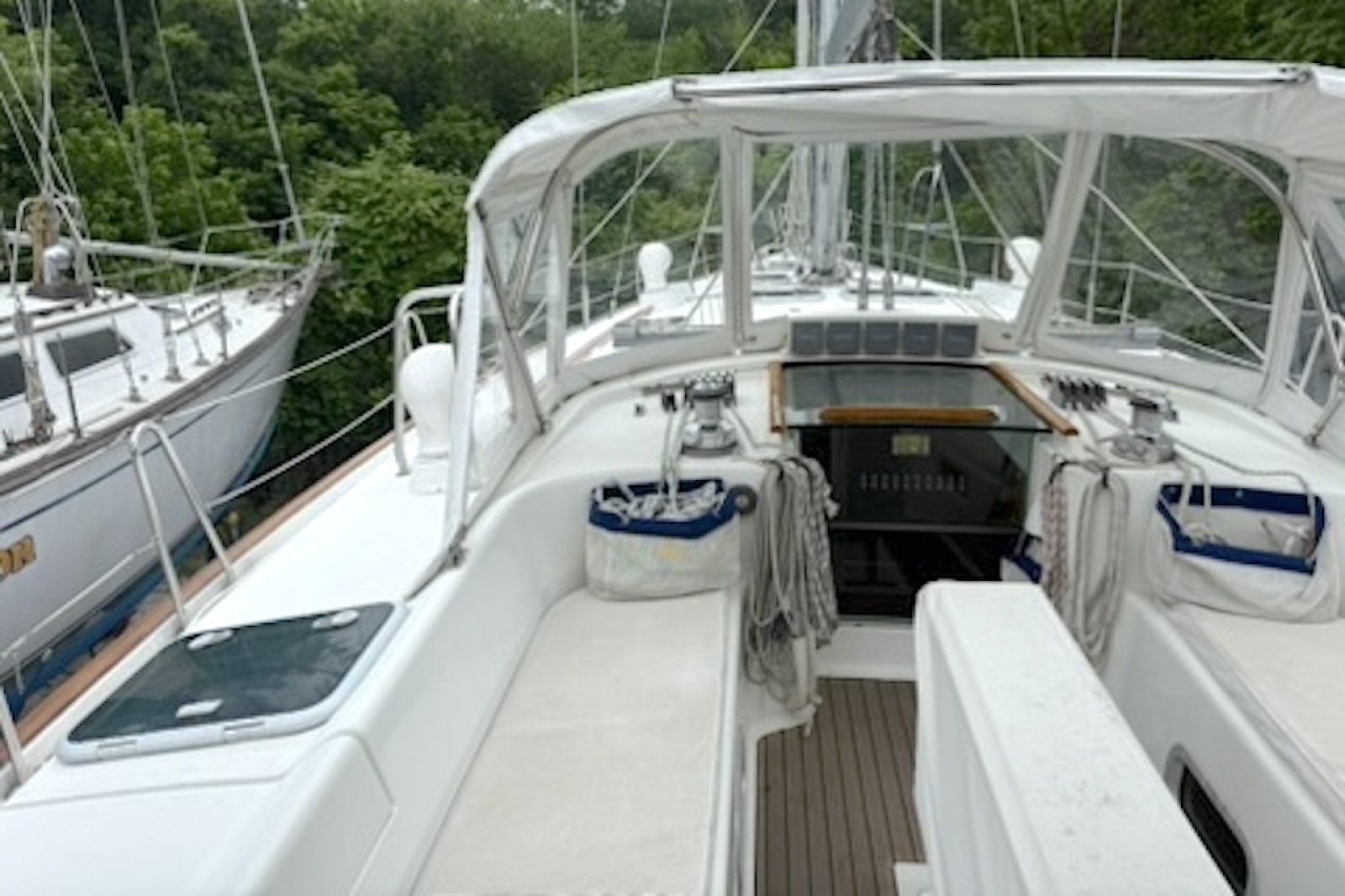 2001 Beneteau 