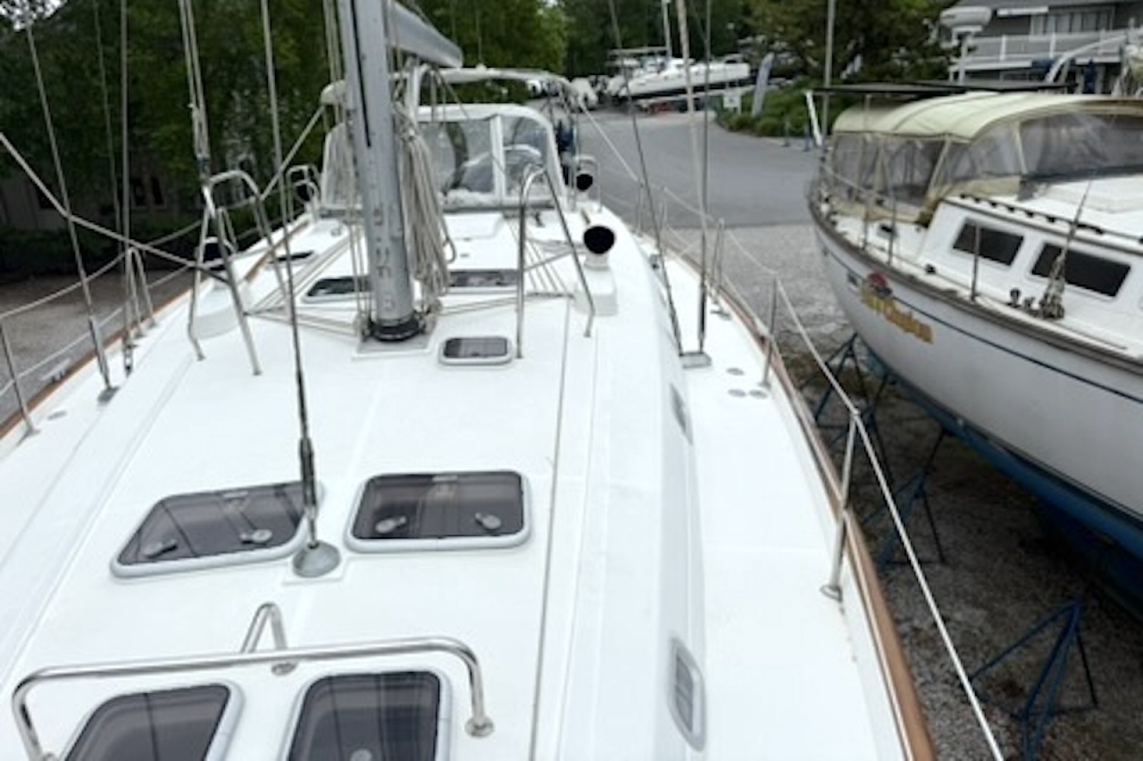 2001 Beneteau 