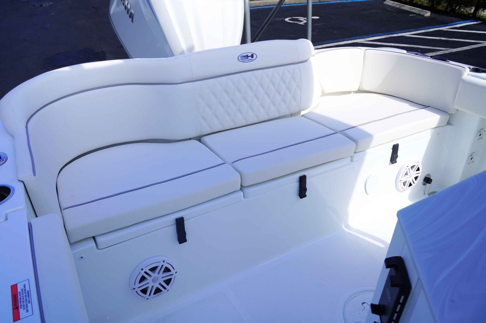 2026 Sea Hunt Ultra 245SE