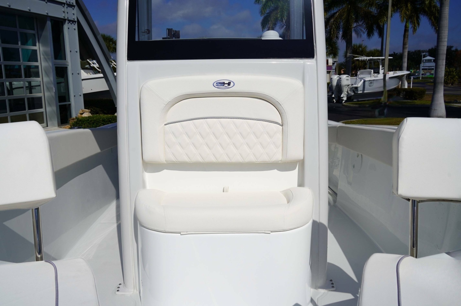 2026 Sea Hunt Ultra 245SE