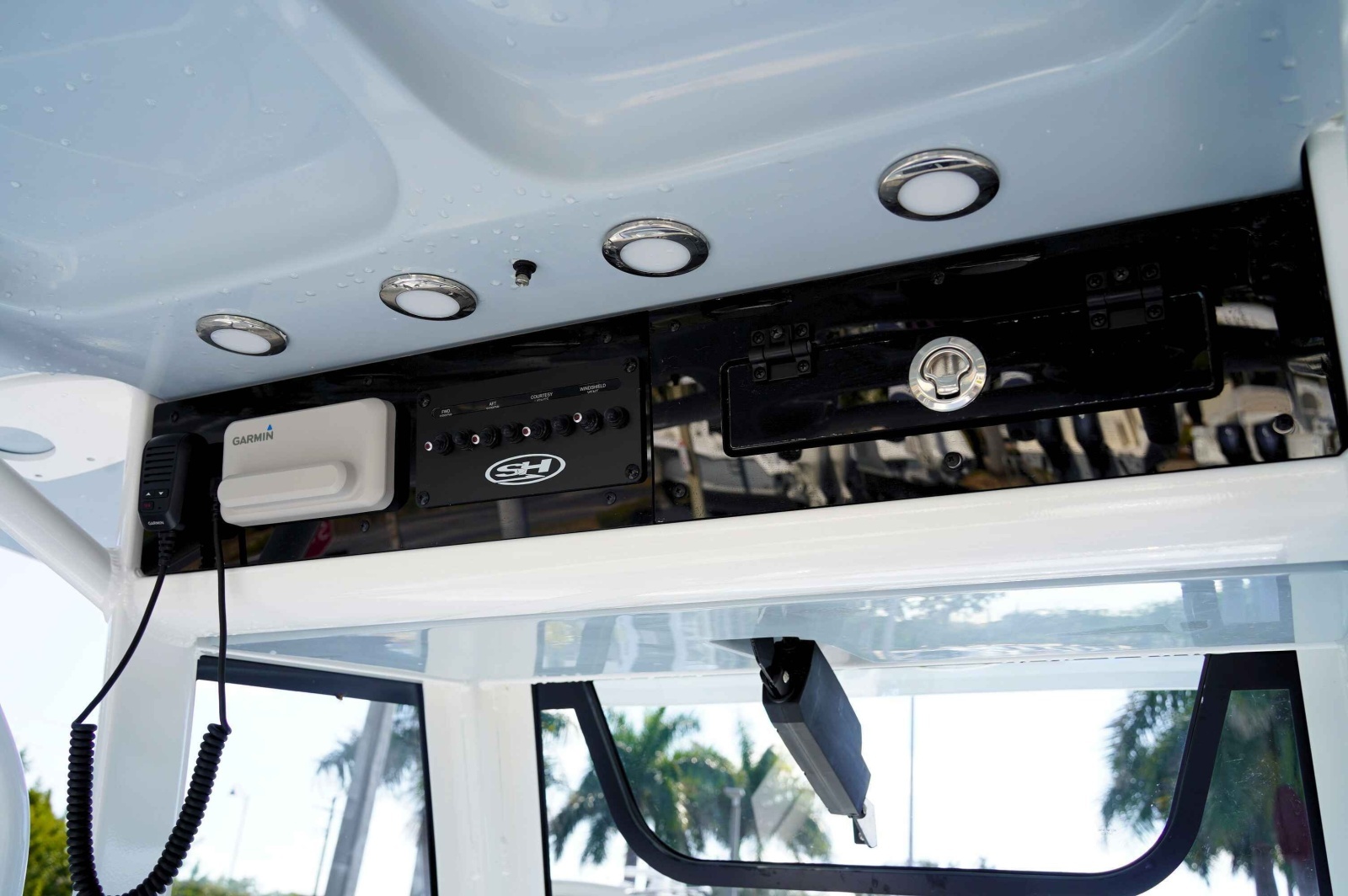 2026 Sea Hunt Ultra 255SE
