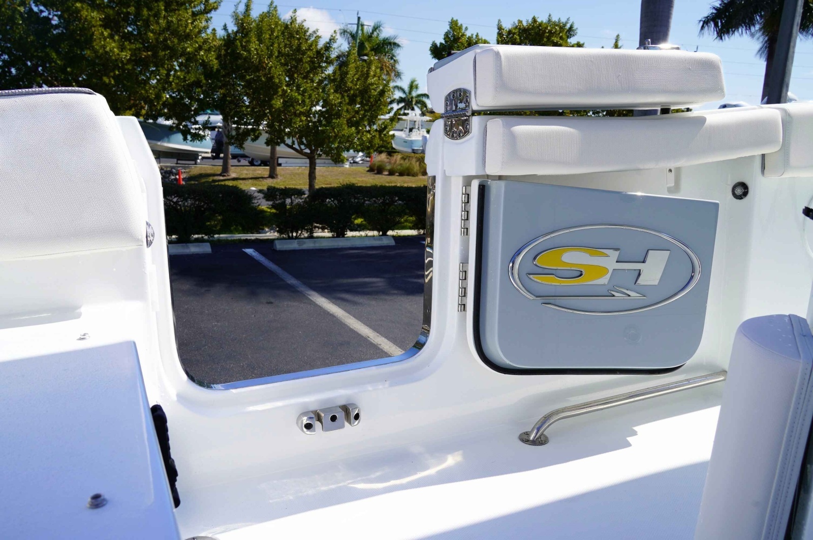 2026 Sea Hunt Ultra 255SE