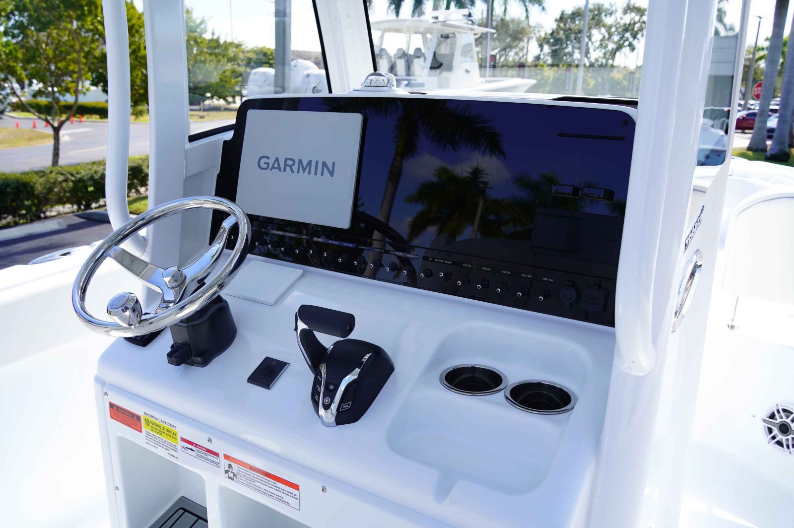 2026 Sea Hunt Ultra 255SE