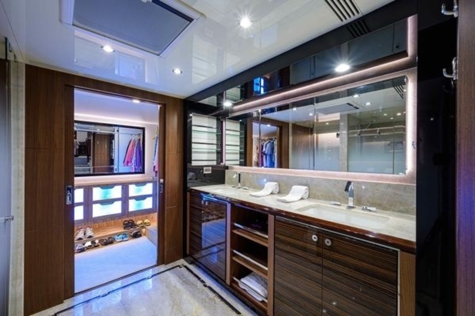 2019 Ocean Alexander Motoryacht 100