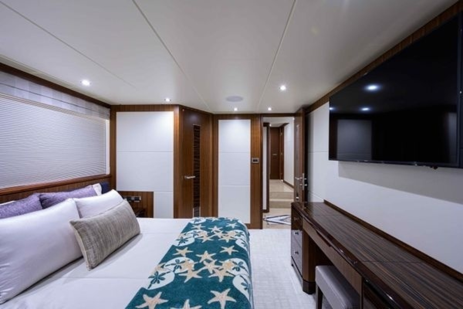 2019 Ocean Alexander Motoryacht 100