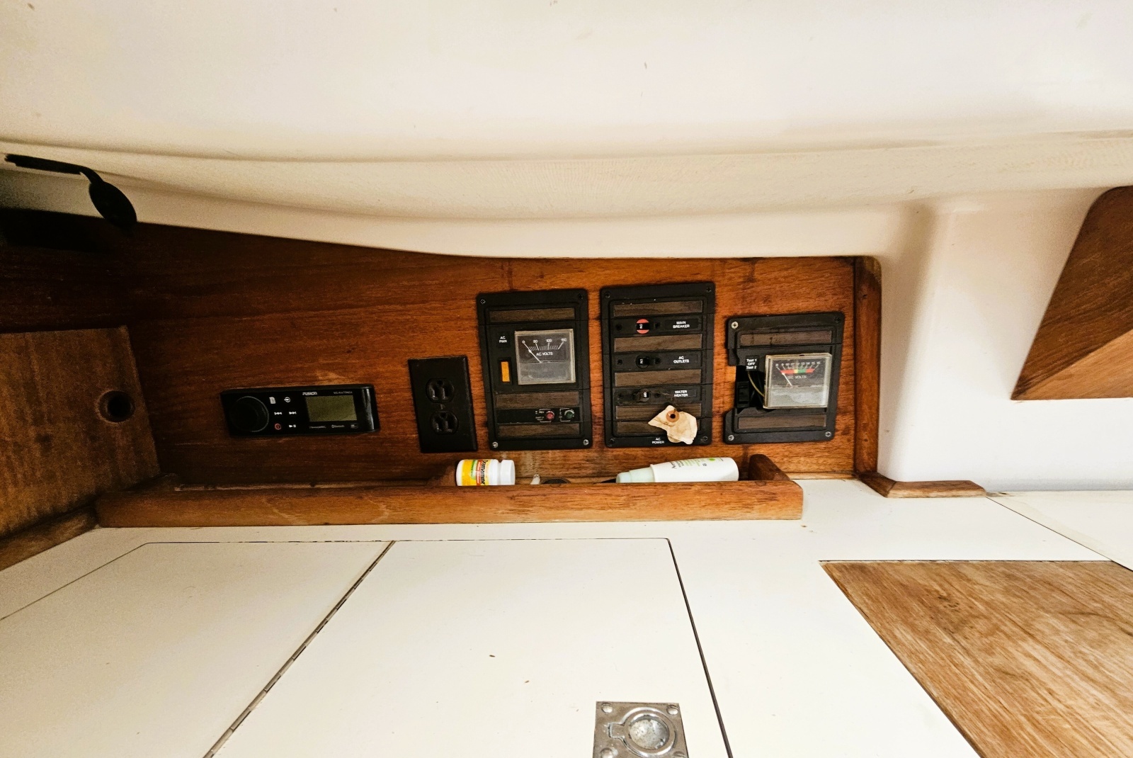 1985 Sabre 34