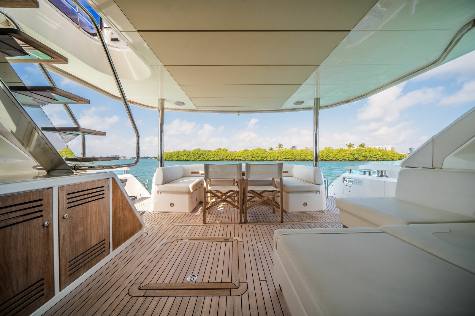 SOLAIRE 76ft Sunseeker Yacht For Sale