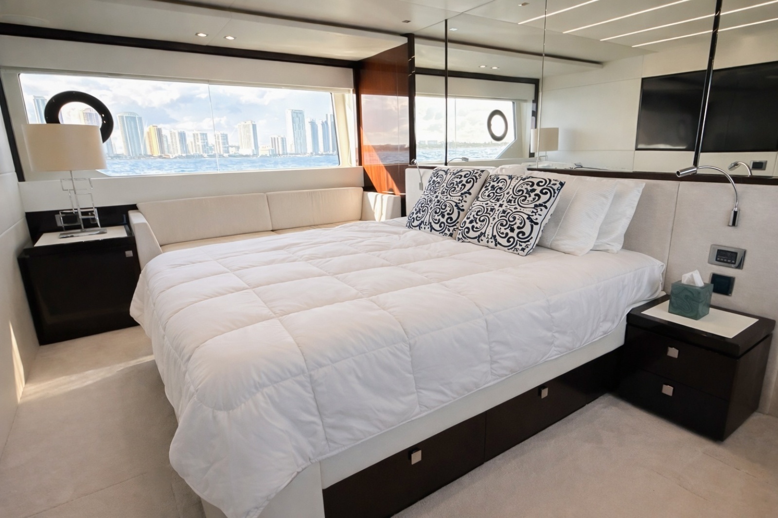 SOLAIRE 76ft Sunseeker Yacht For Sale