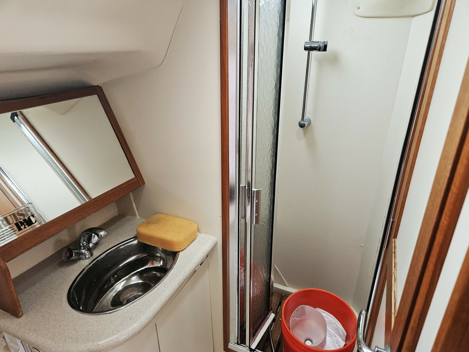 Channel Surfer 41ft Hunter Yacht For Sale