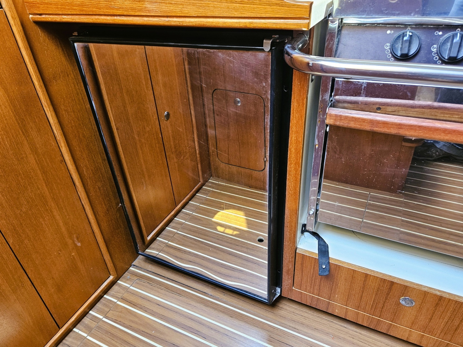 Channel Surfer 41ft Hunter Yacht For Sale