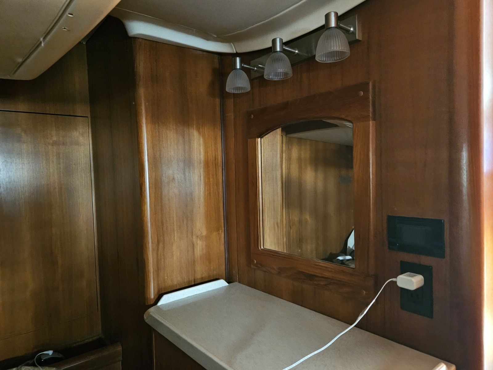 Channel Surfer 41ft Hunter Yacht For Sale