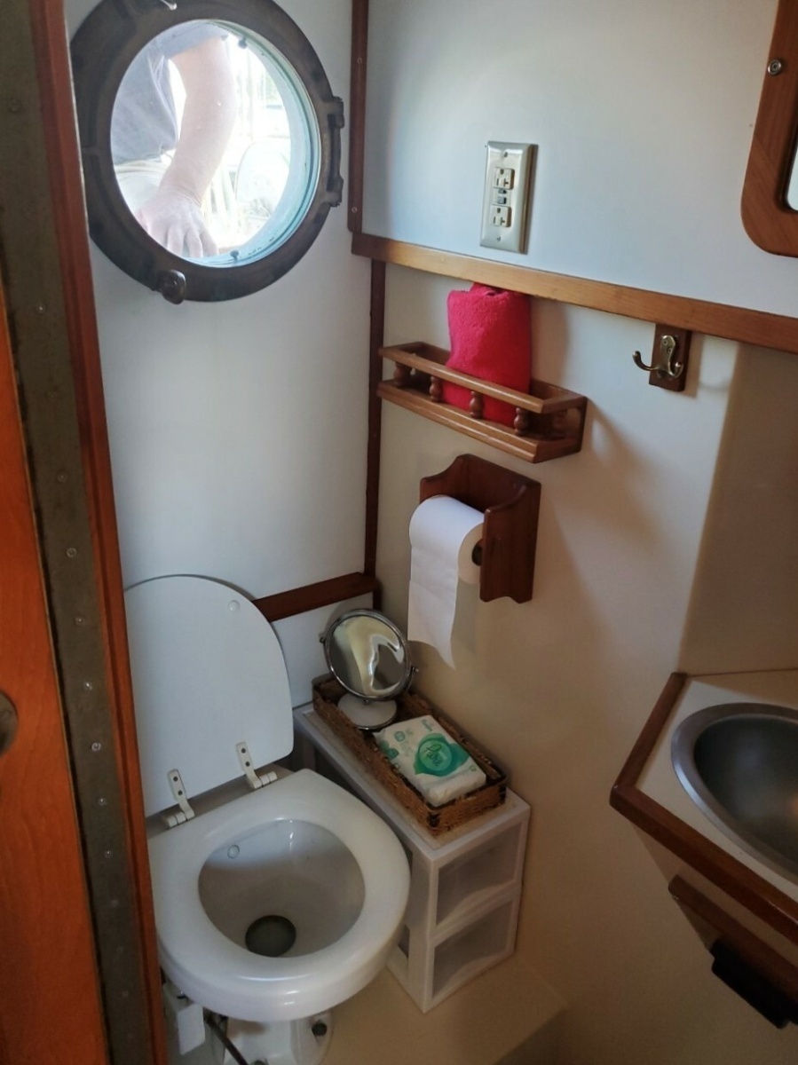 Trilogy 38ft Benford Yacht For Sale
