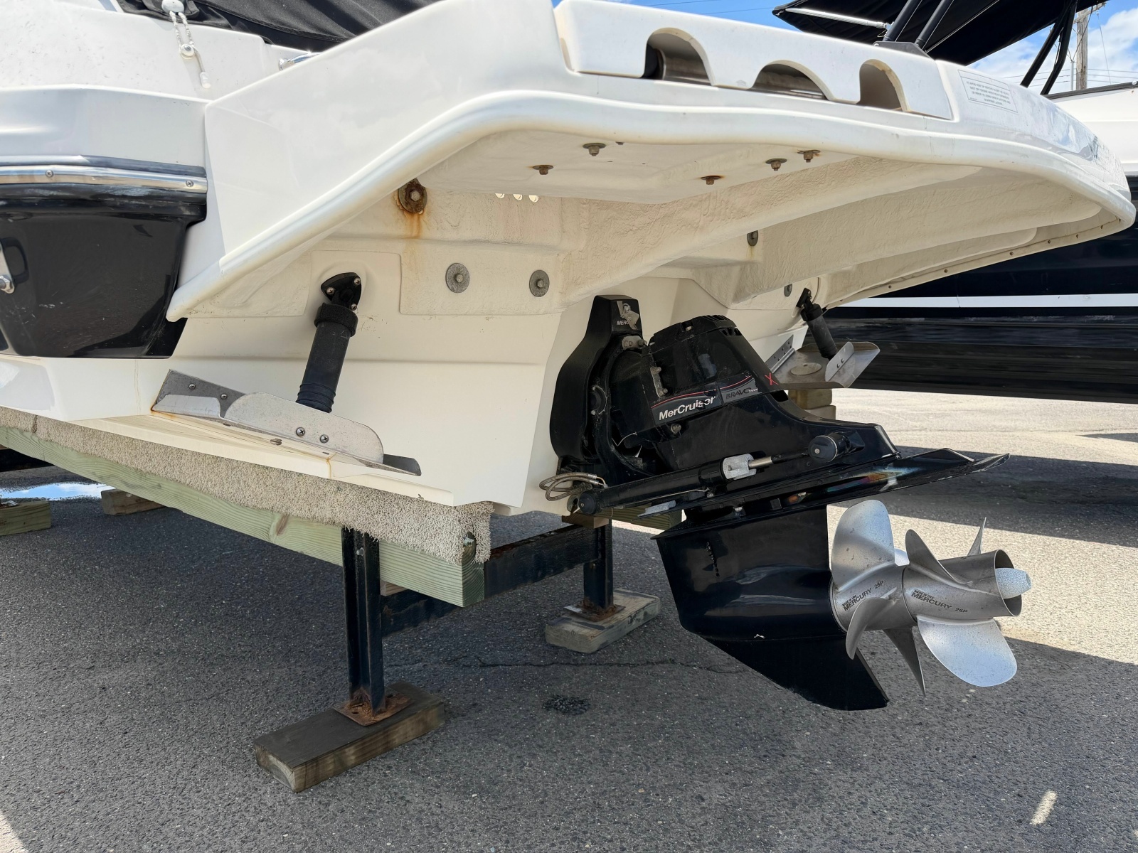 30ft Sea Ray Yacht For Sale