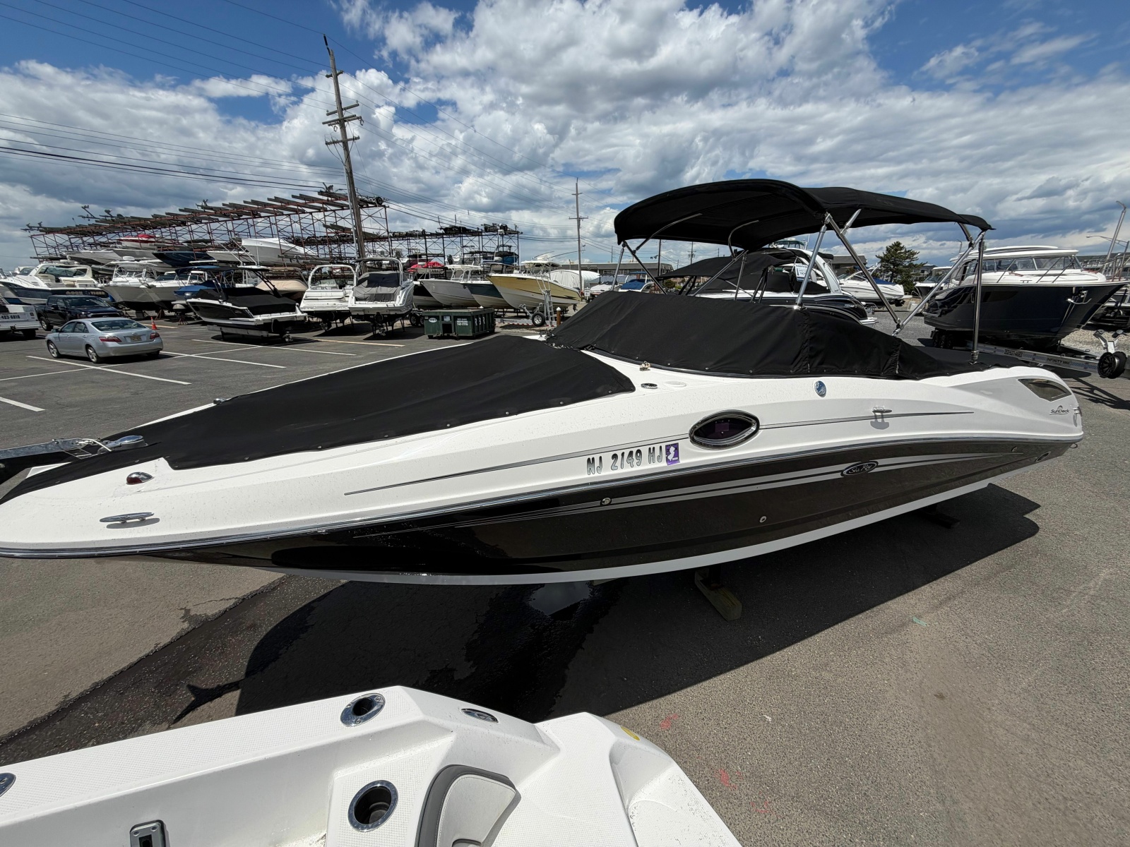 2013 Sea Ray 300 Sundeck