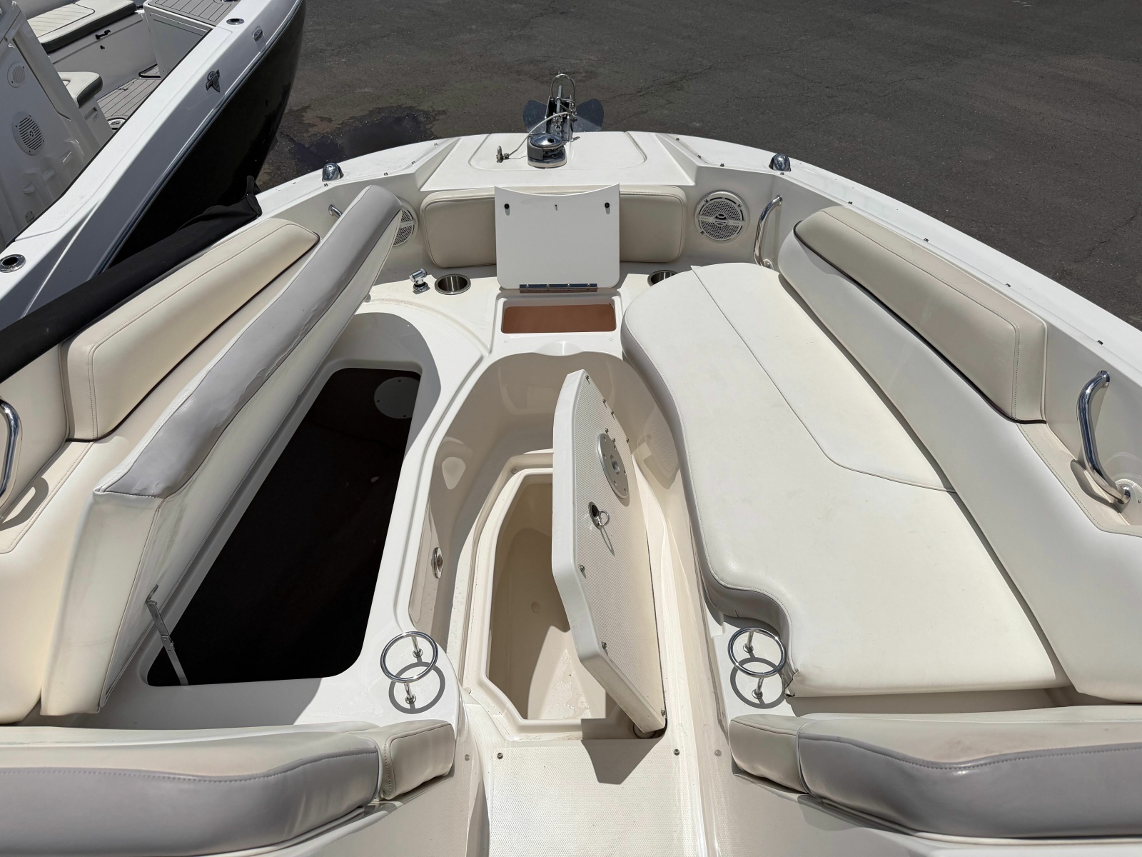 30ft Sea Ray Yacht For Sale