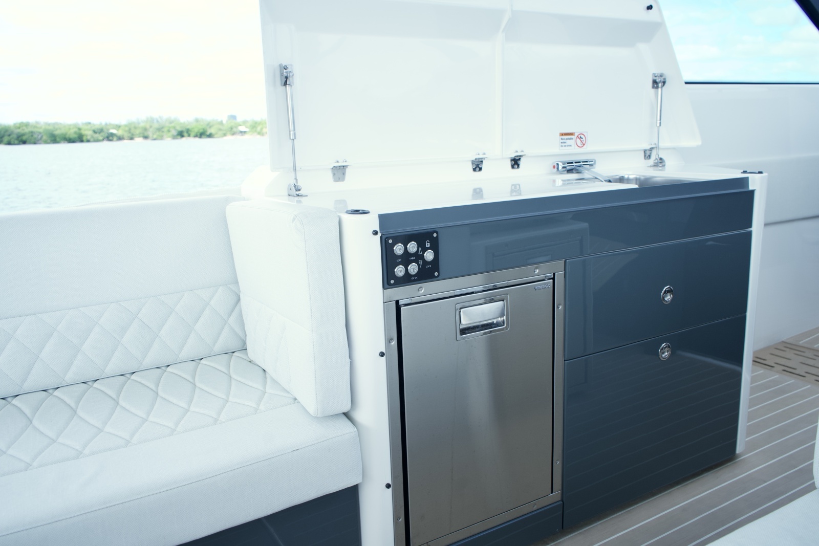 SIERRA TANGO 6 40ft Saxdor Yacht For Sale