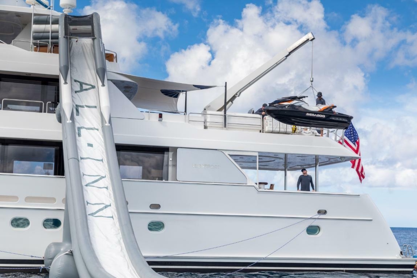 2008 Westport Westport 130 (#26) Tri-Deck