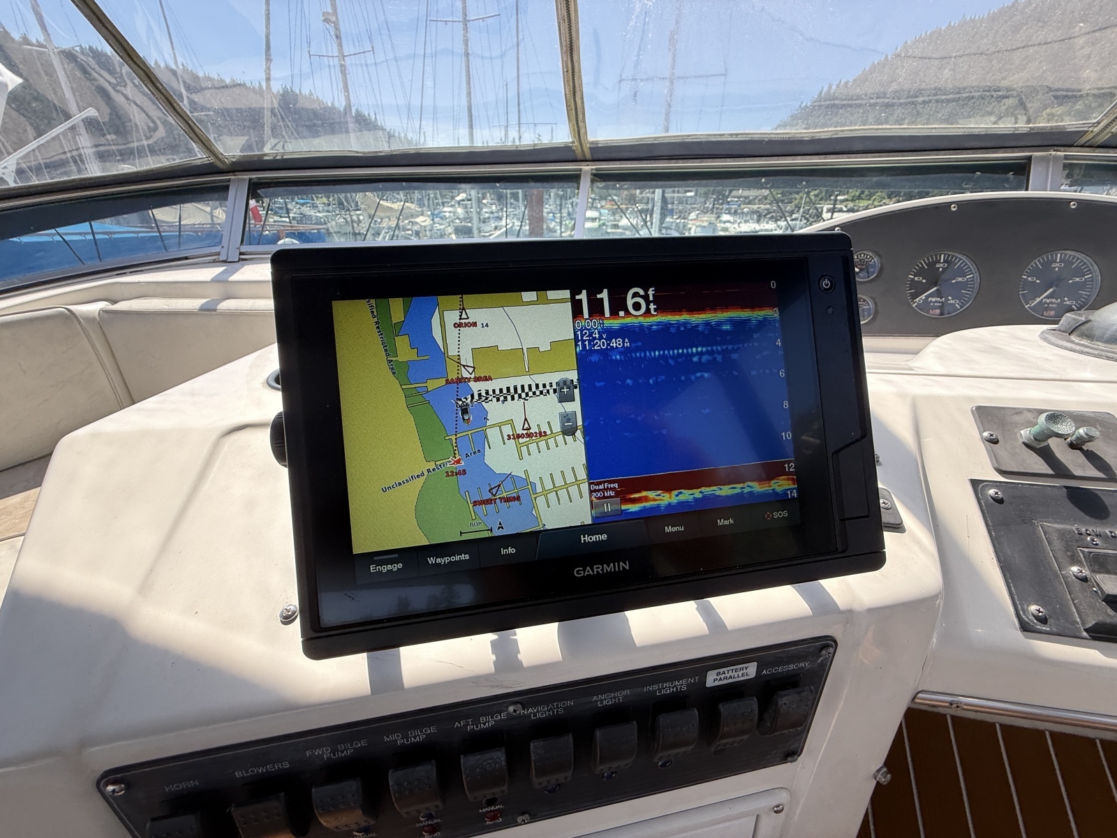1998 Bayliner 3788