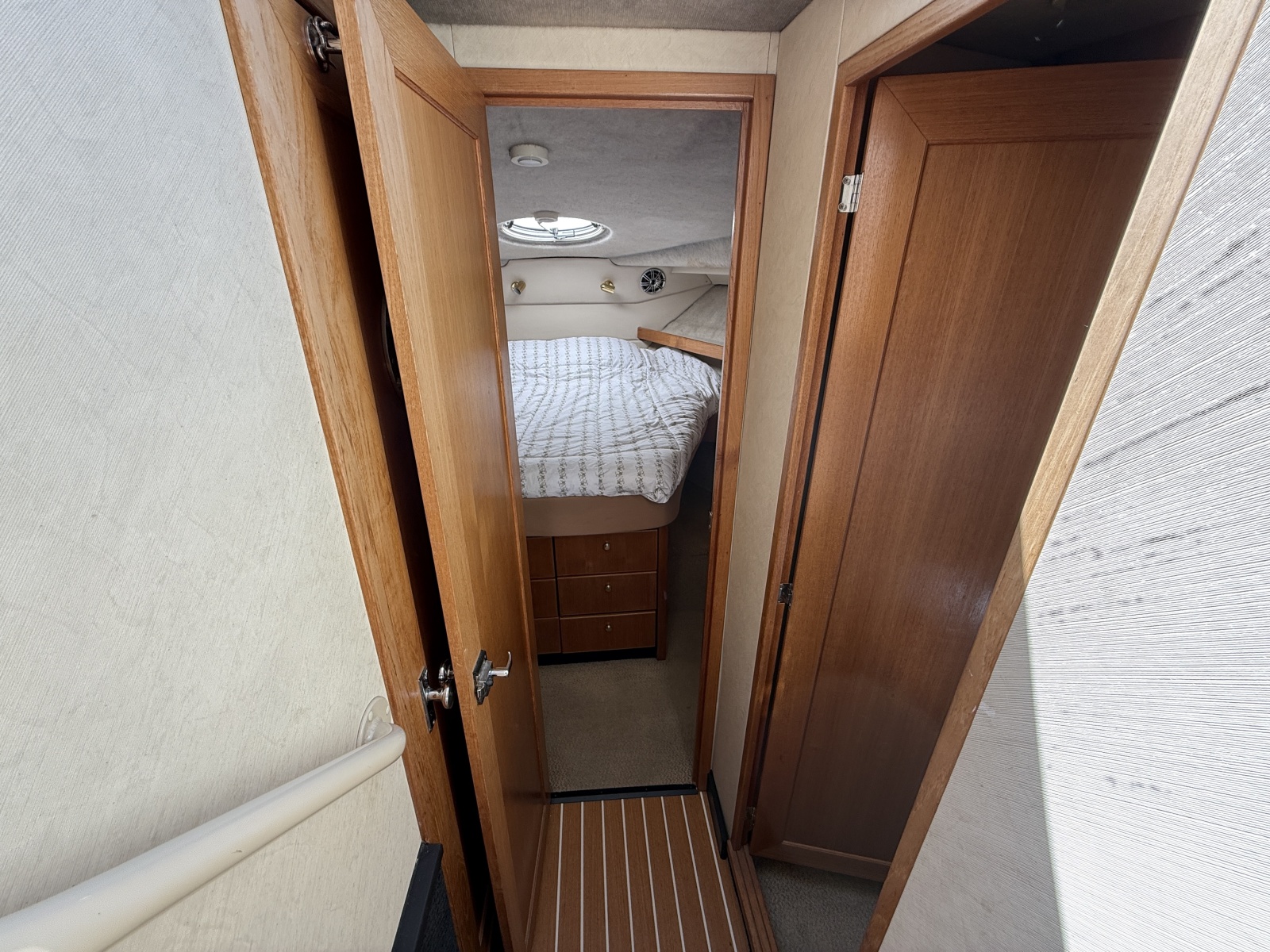 1998 Bayliner 3788