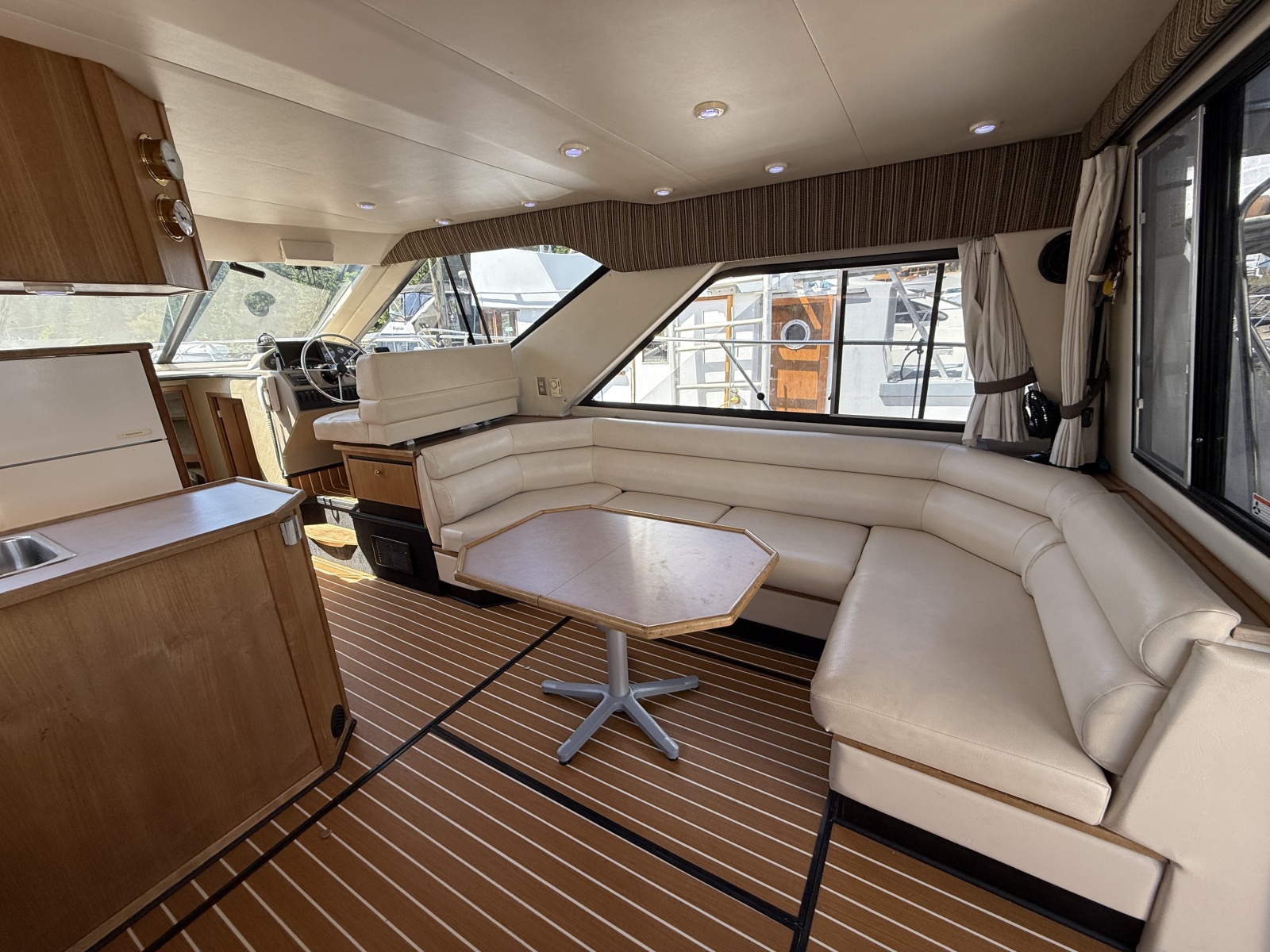 1998 Bayliner 3788