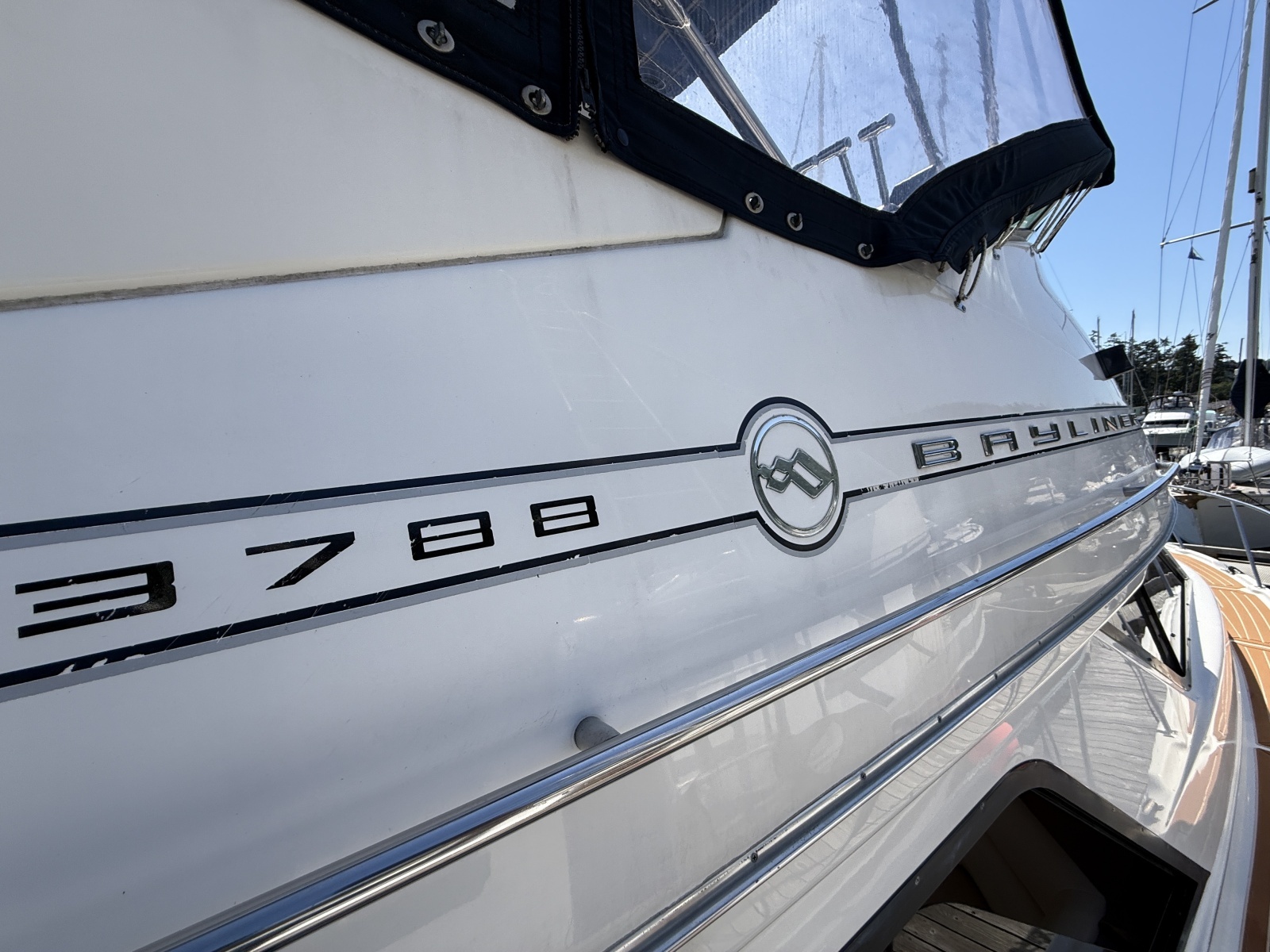 1998 Bayliner 3788