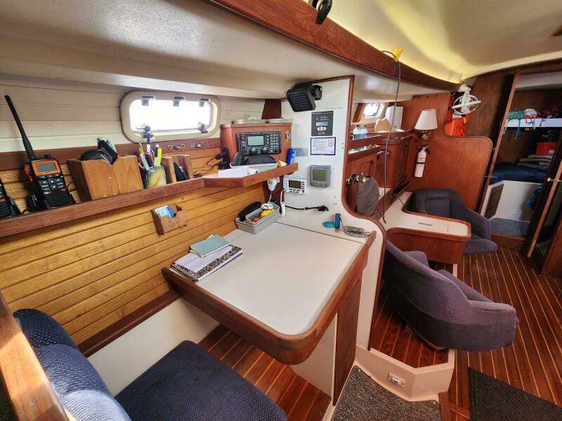 41' 1990 Catalina Morgan Classic 41