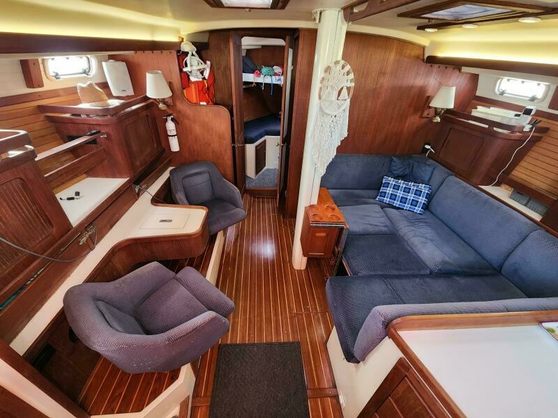 1990 Catalina Morgan Classic 41