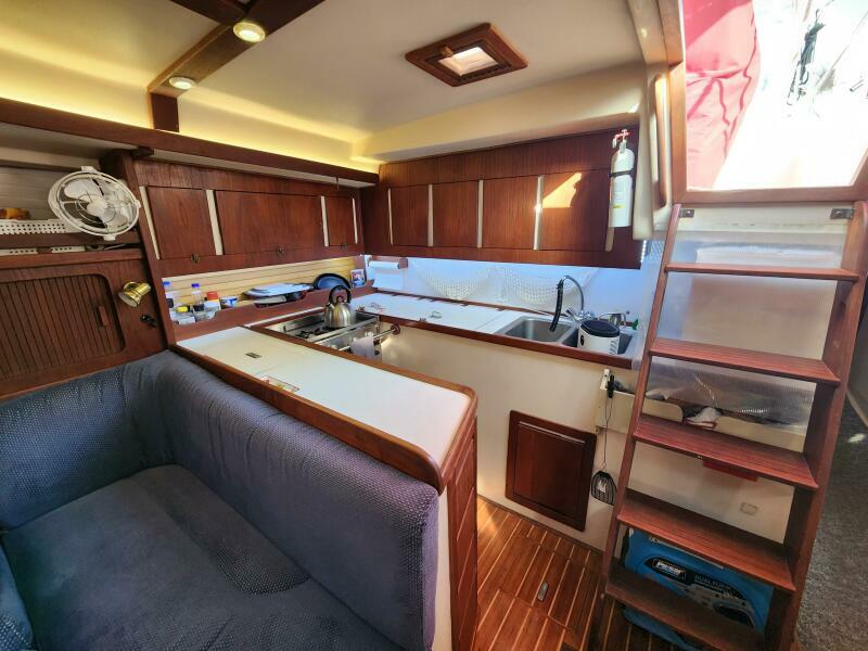41' 1990 Catalina Morgan Classic 41