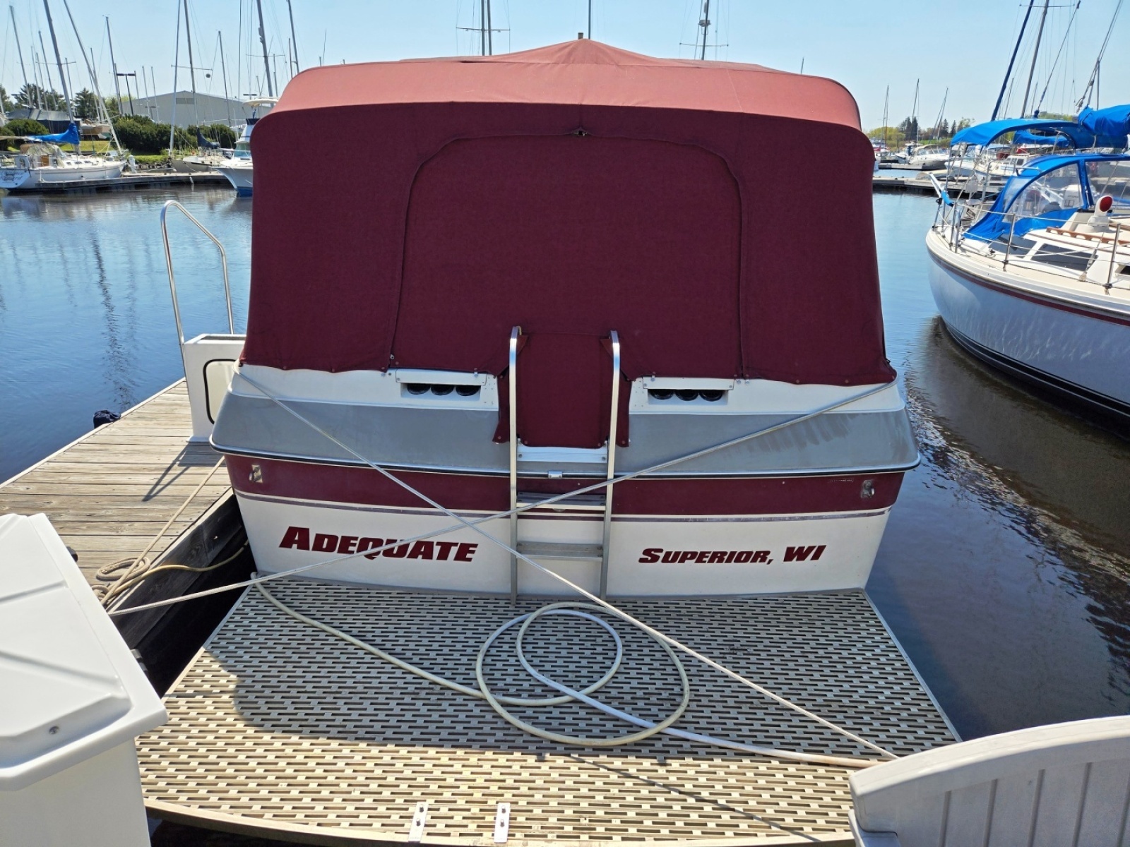 1984 Cruisers Yachts Ultra Vee 336