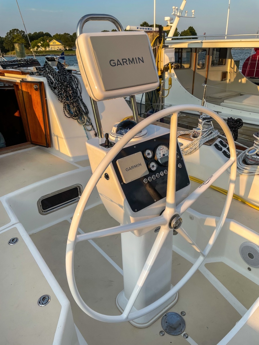 Silver Girl 44ft Tartan Yacht For Sale