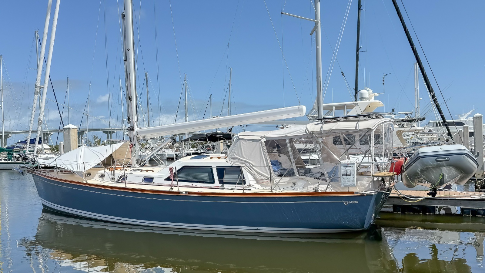 2007 Tartan 4400