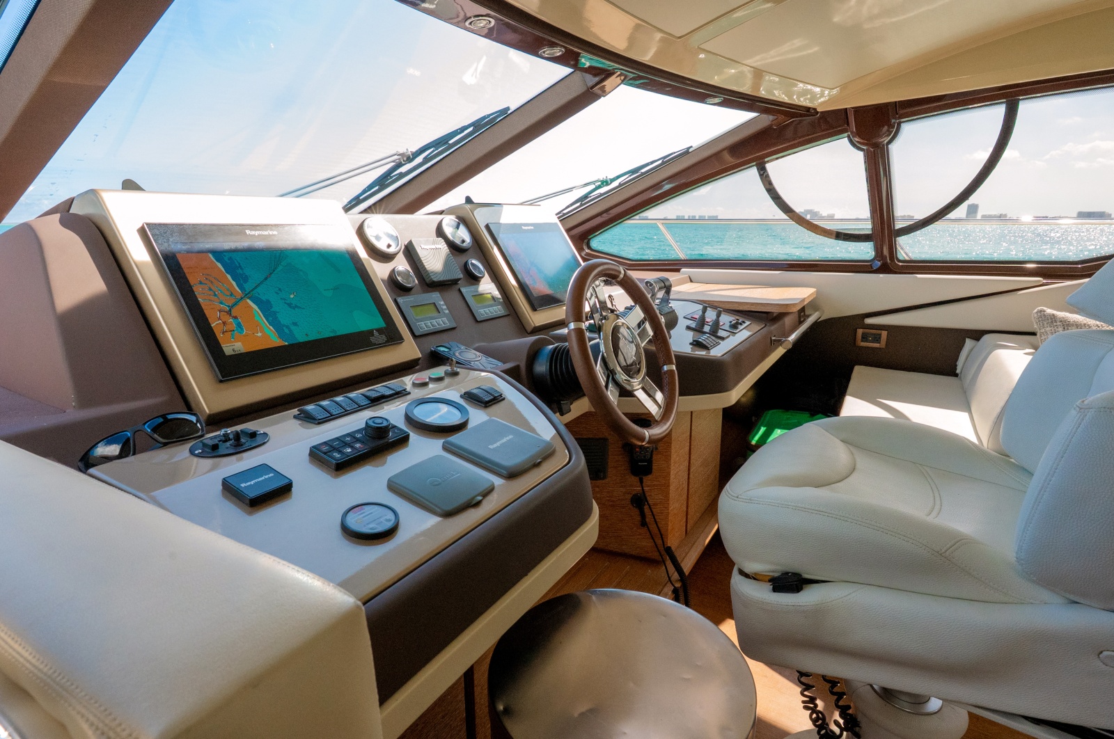 2011 Azimut 58 Fly