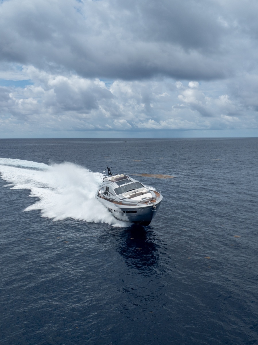 83ft Pershing Yacht For Sale