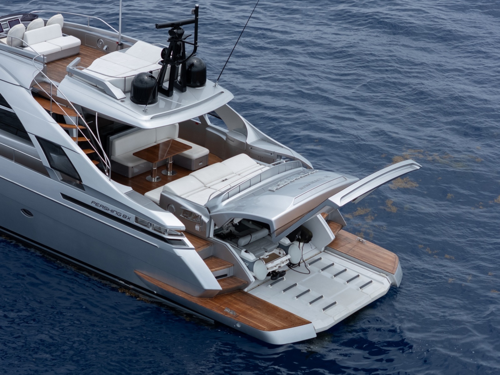 83ft Pershing Yacht For Sale