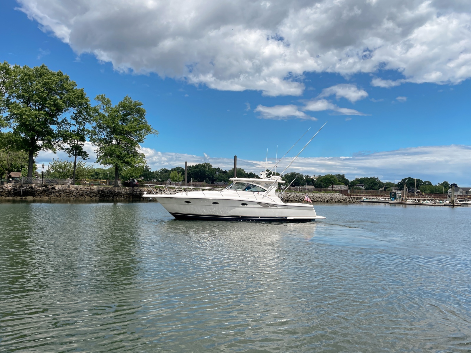 2004 Tiara 3800 Open port beam