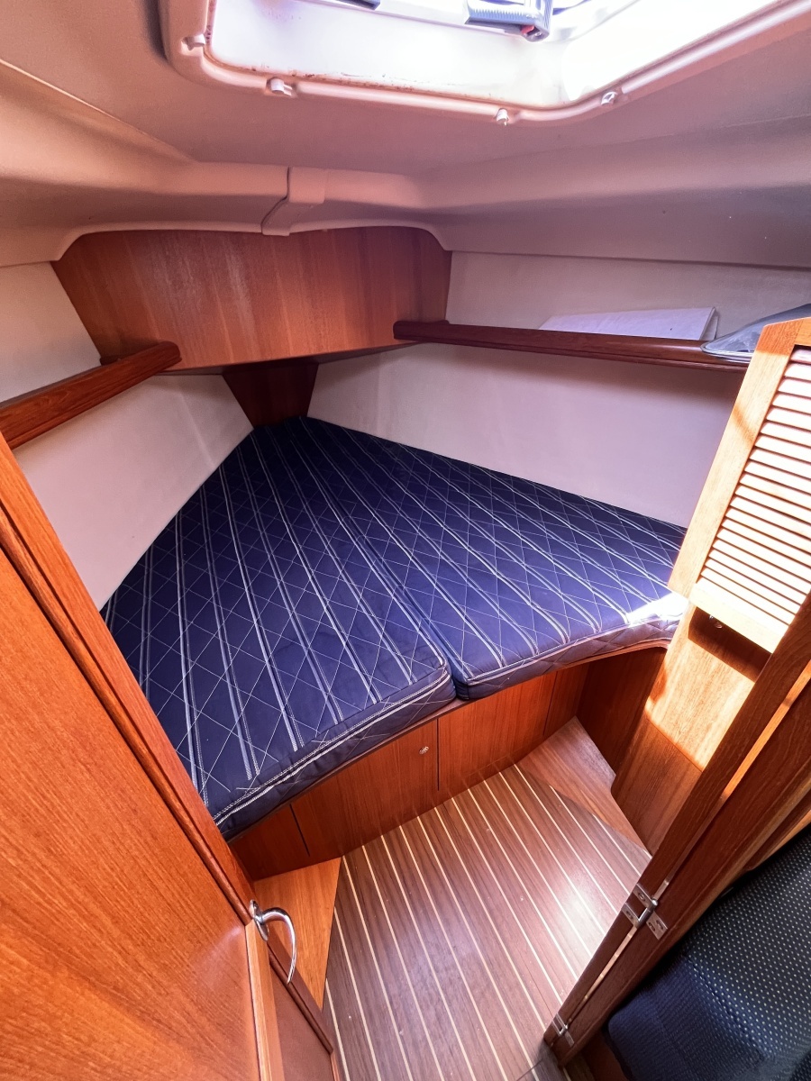 2006 Hunter 36