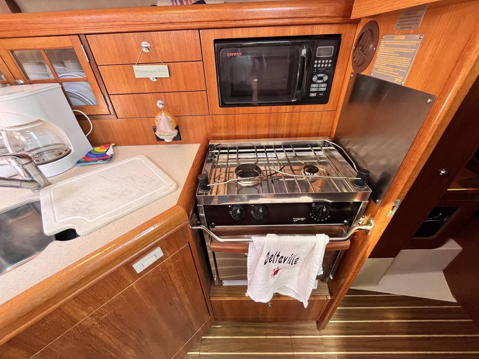 2006 Hunter 36